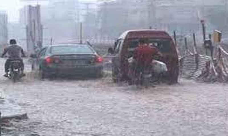 Heavy rain in various districts of Punjab, PDMA alert issued